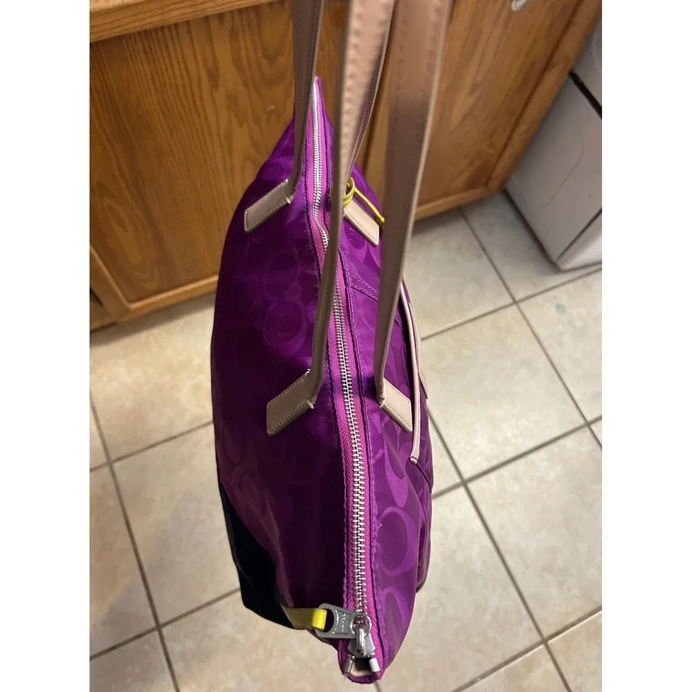 Coach legacy weekend east west‎ zip Tote Bag purse